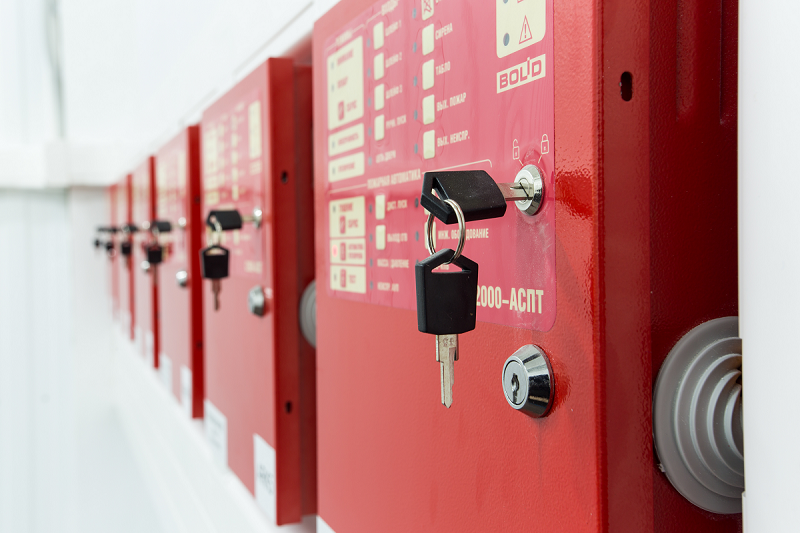 Управление системой противопожарной безопасности возможно как в ручном, так и в автоматическом режиме. Две сверхточные ступени фильтрации исключают возможность ложного срабатывания